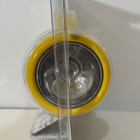 Wilson Sports AM/FM Radio Flashlight Yellow New - Picture 10 of 13